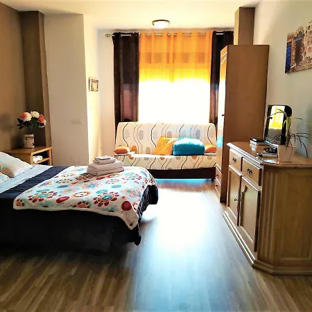 Domingo Lozano Apartment *